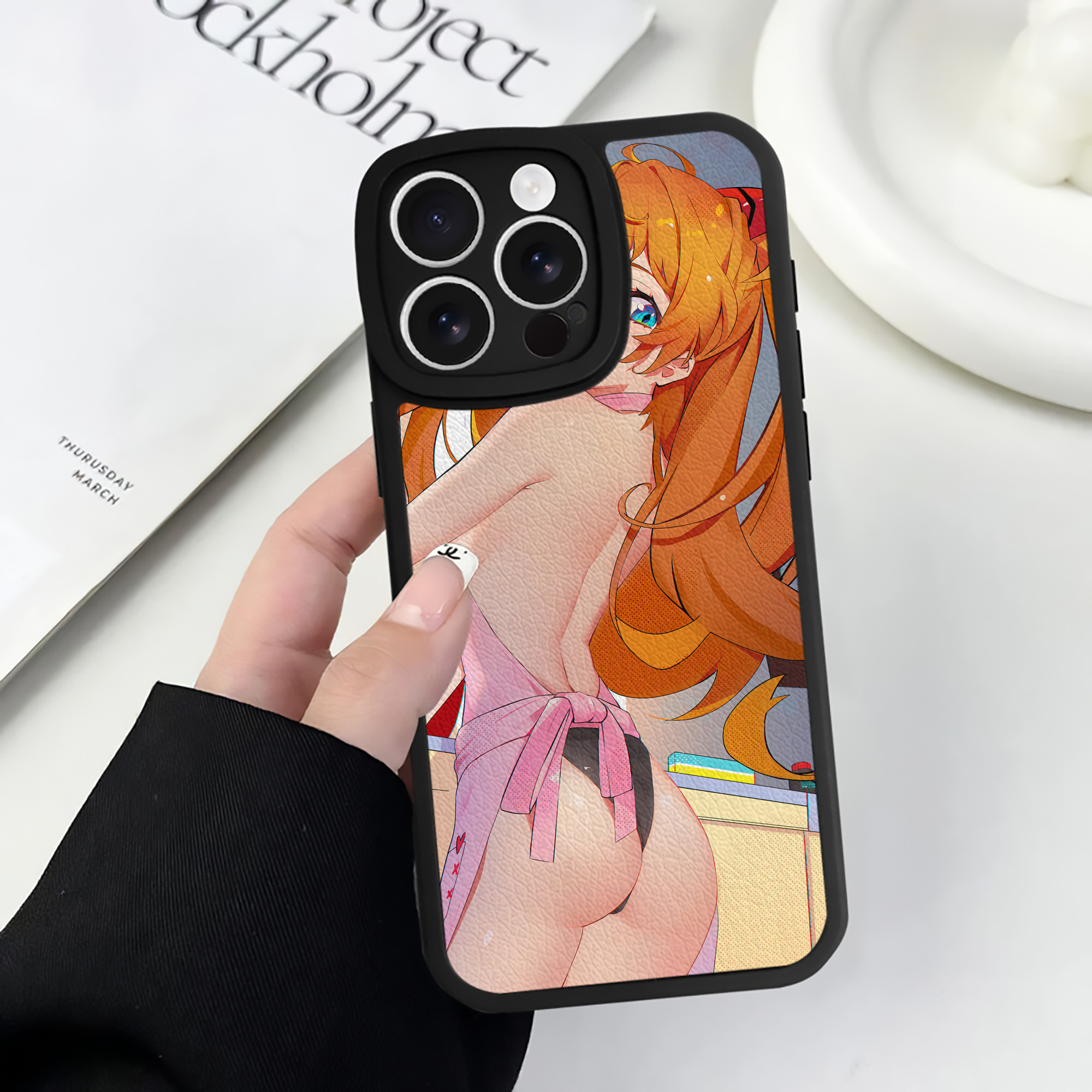 （画像用） EVA 新世紀エヴァンゲリオン 【iPhone 16シリーズ対応】シリコンスマホケース（レザー調） 材質：シリコン